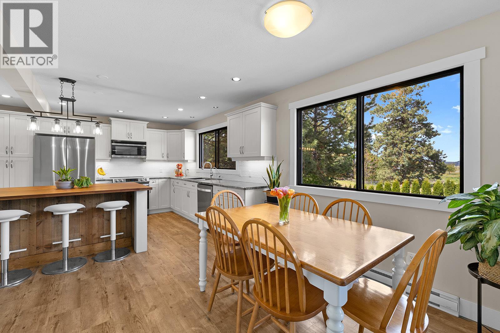 Picture for 4139 Wallace Hill  Road https://www.cirrealty.ca/reb/bc/2/10365482_35.jpg