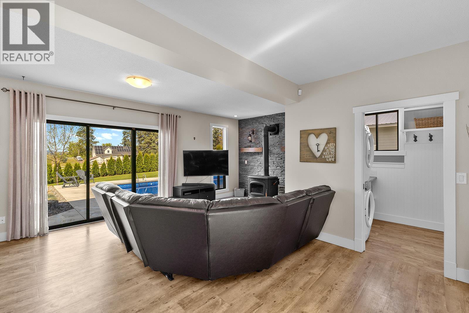 Picture for 4139 Wallace Hill  Road https://www.cirrealty.ca/reb/bc/2/10365482_37.jpg