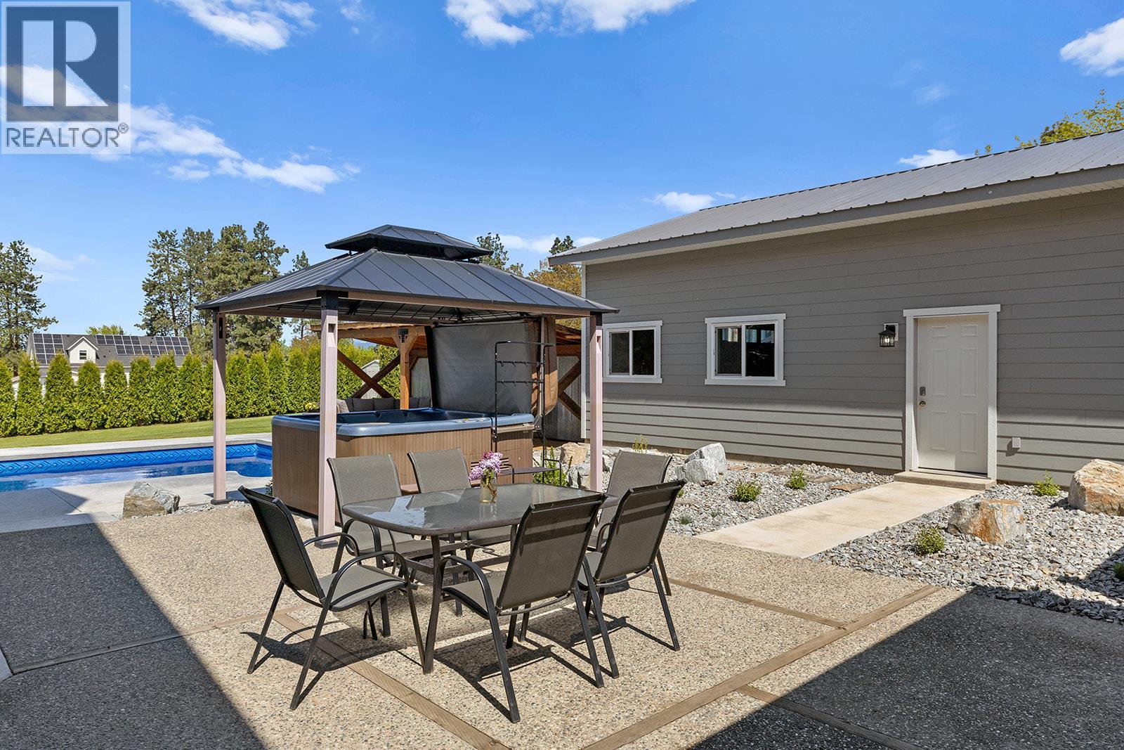 Picture for 4139 Wallace Hill  Road https://www.cirrealty.ca/reb/bc/2/10365482_8.jpg