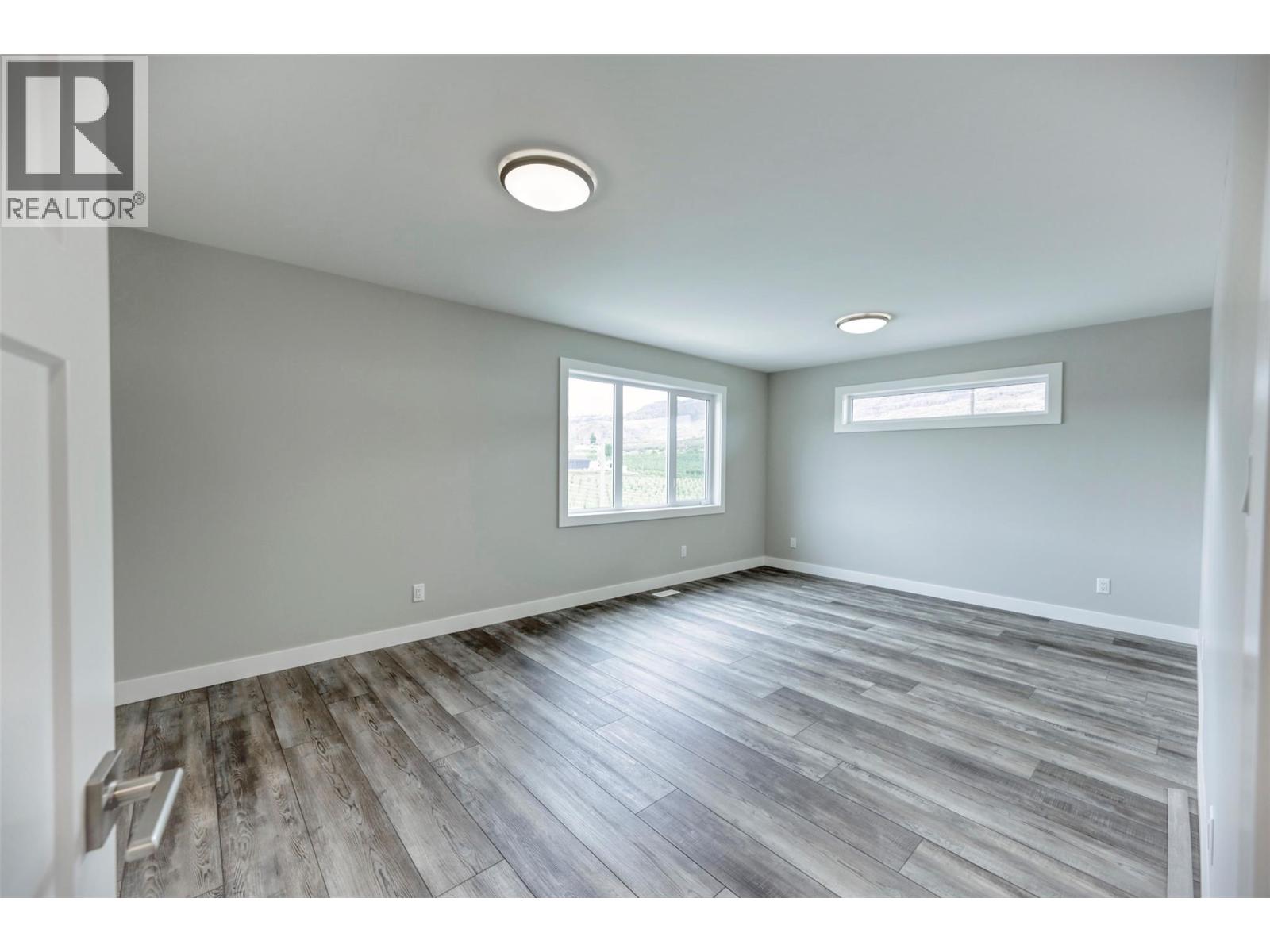 Picture for 3 Wood Duck  Way https://www.cirrealty.ca/reb/bc/2/10365572_18.jpg