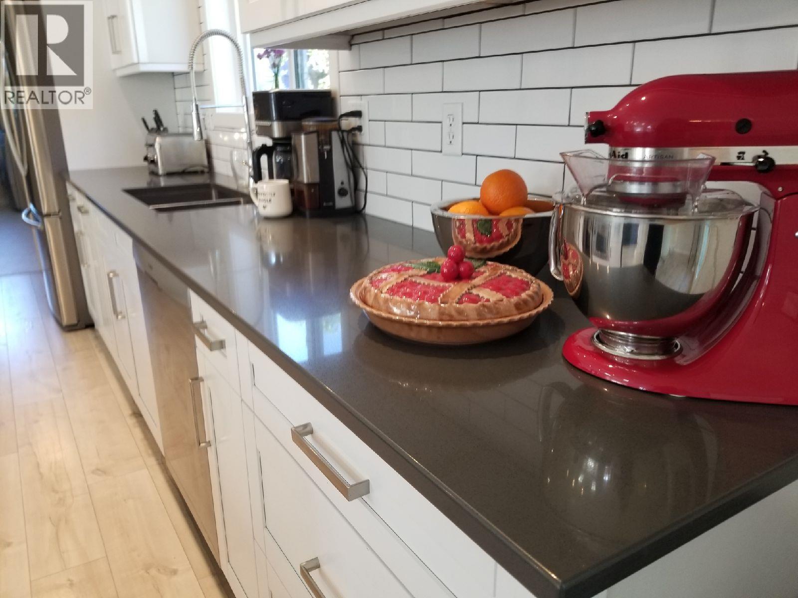 Picture for 622 Bechard  Road https://www.cirrealty.ca/reb/bc/2/10365602_11.jpg