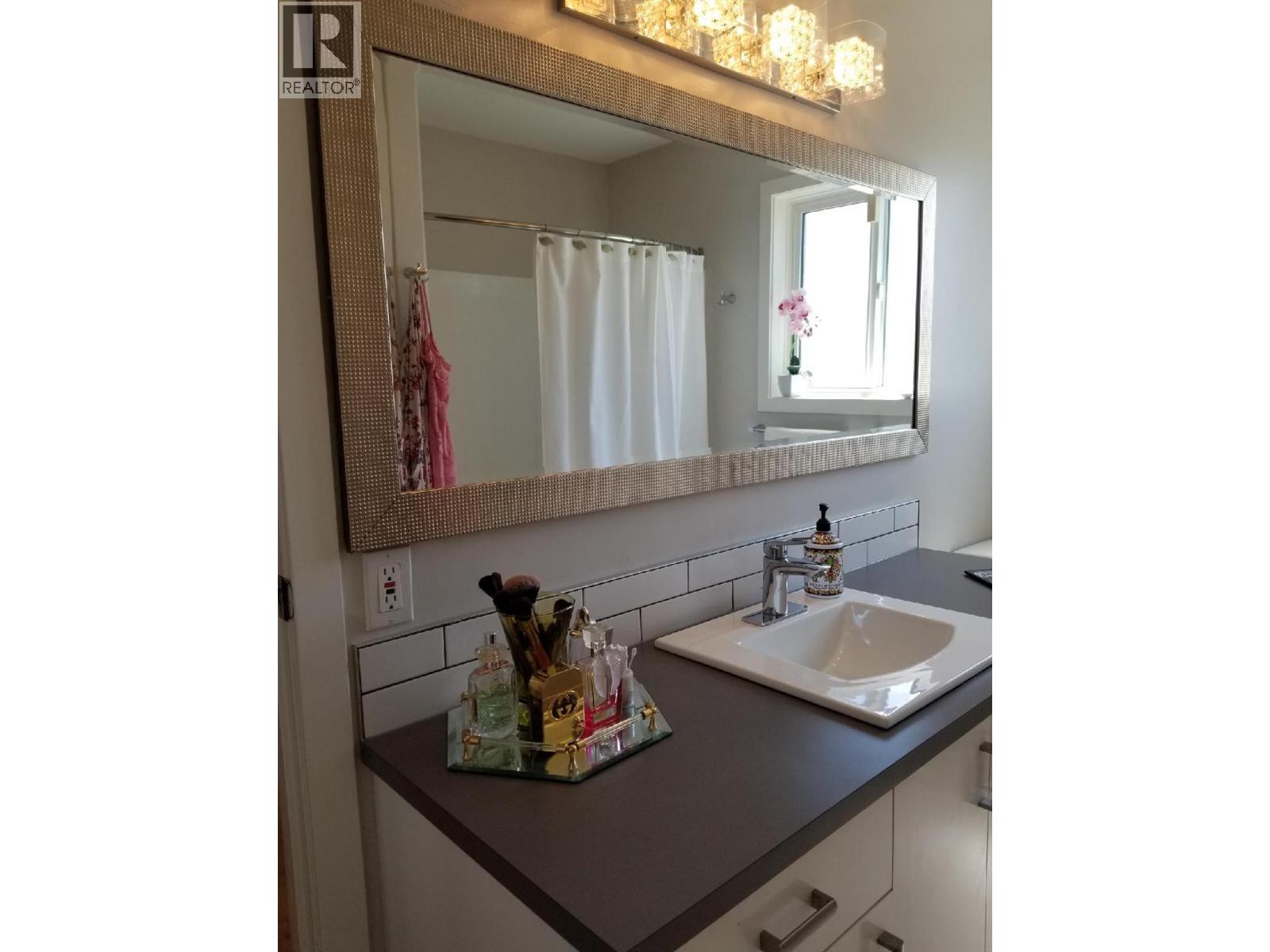 Picture for 622 Bechard  Road https://www.cirrealty.ca/reb/bc/2/10365602_20.jpg