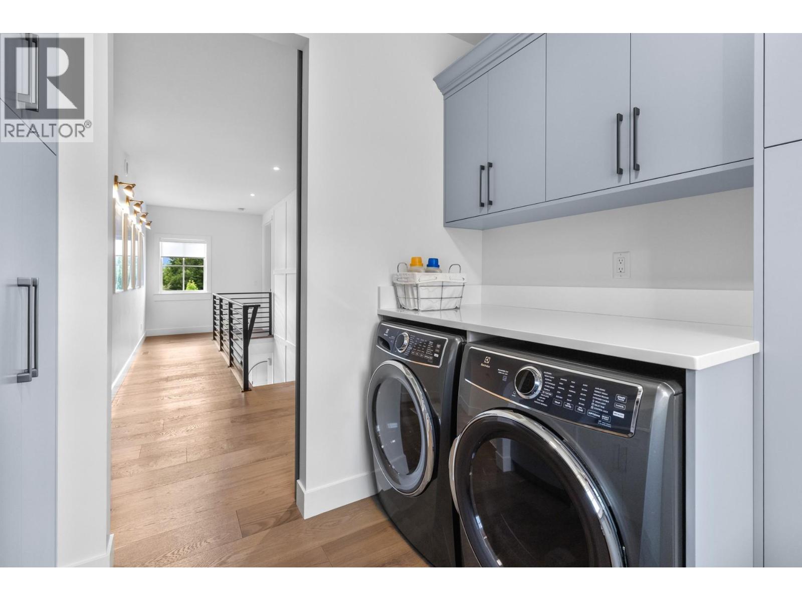 Picture for 4243 Russo  Street https://www.cirrealty.ca/reb/bc/2/10365612_53.jpg