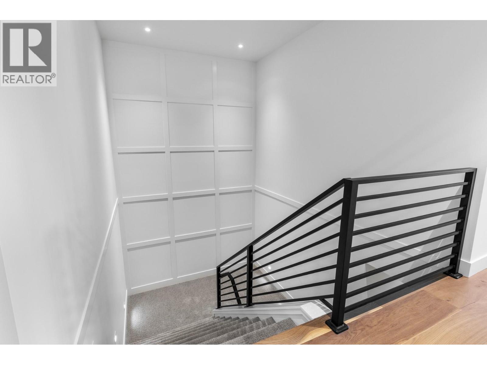 Picture for 4243 Russo  Street https://www.cirrealty.ca/reb/bc/2/10365612_54.jpg