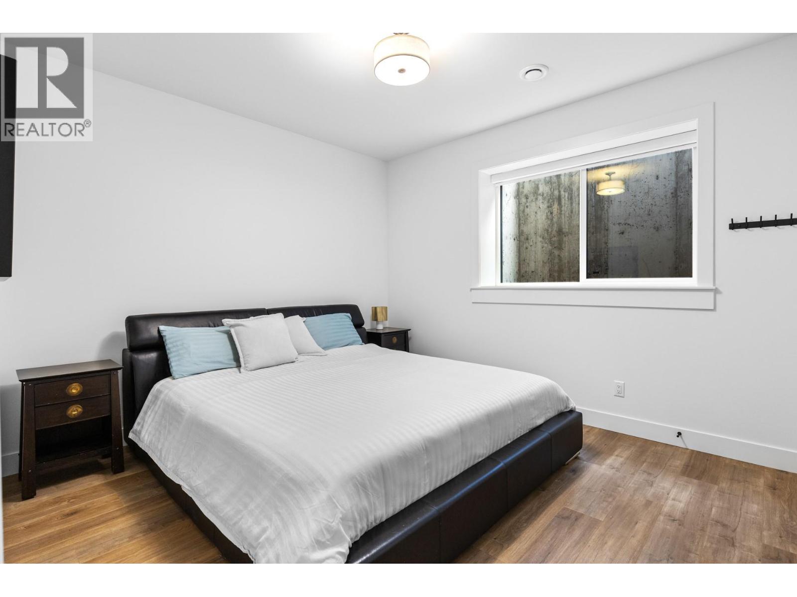 Picture for 4243 Russo  Street https://www.cirrealty.ca/reb/bc/2/10365612_55.jpg