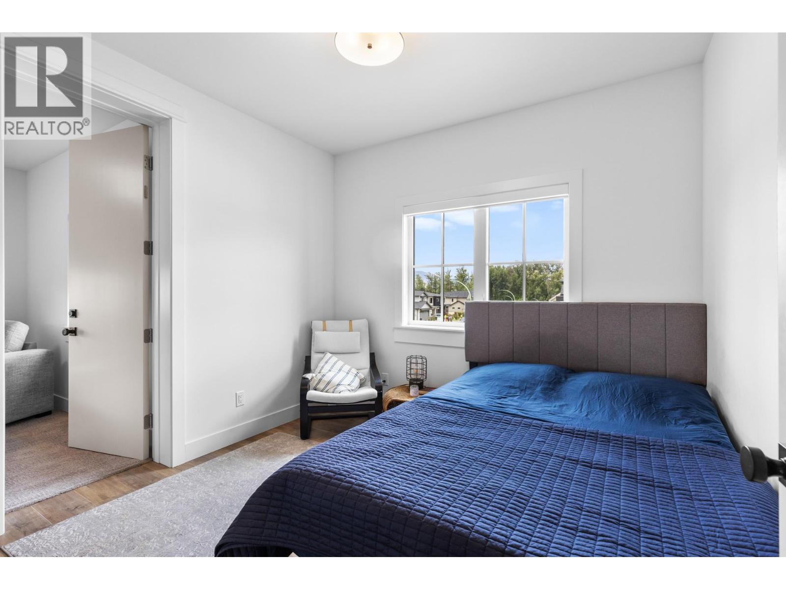 Picture for 4243 Russo  Street https://www.cirrealty.ca/reb/bc/2/10365612_73.jpg