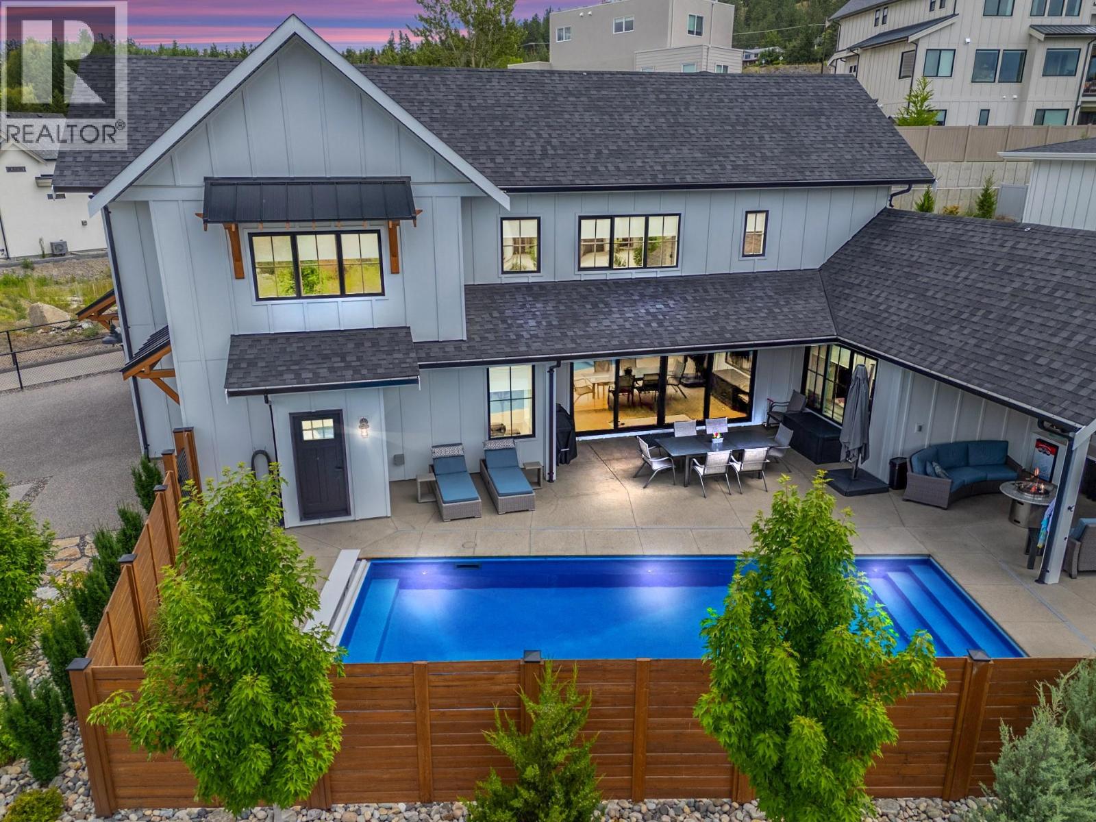 Picture for 4243 Russo  Street https://www.cirrealty.ca/reb/bc/2/10365612_74.jpg