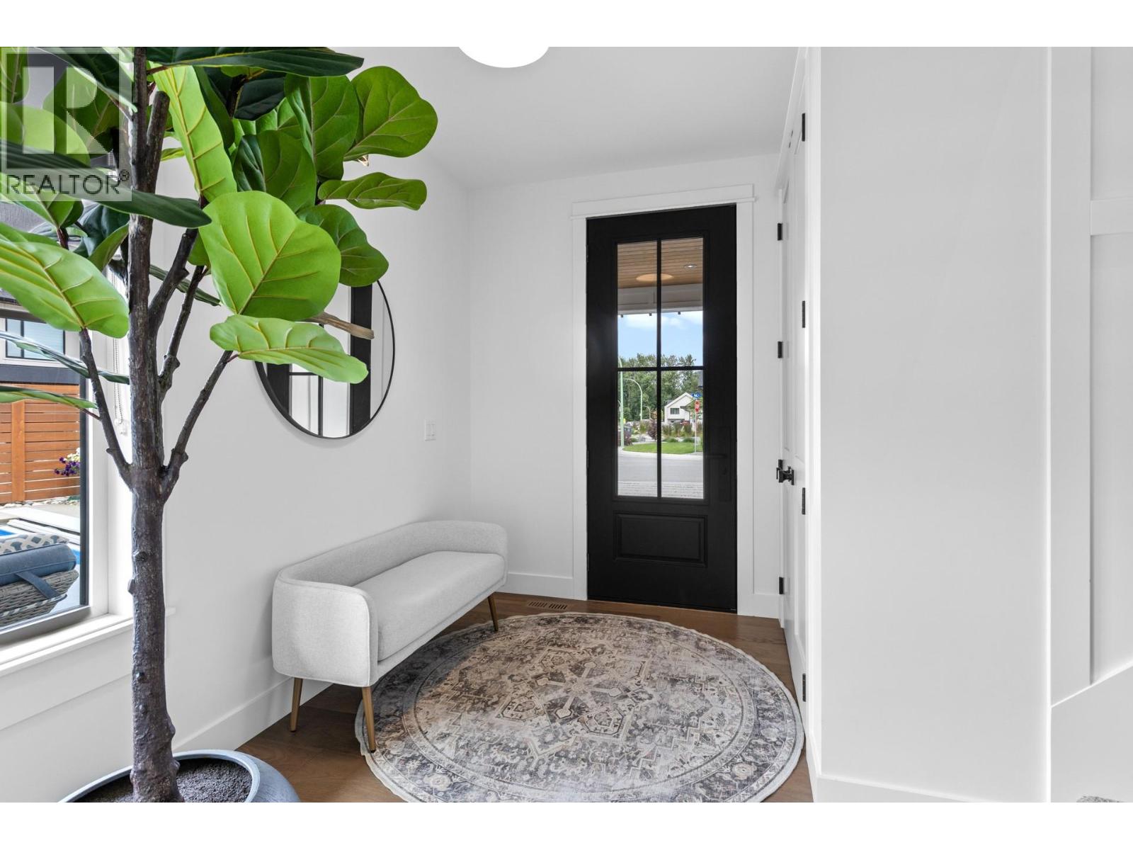 Picture for 4243 Russo  Street https://www.cirrealty.ca/reb/bc/2/10365612_9.jpg