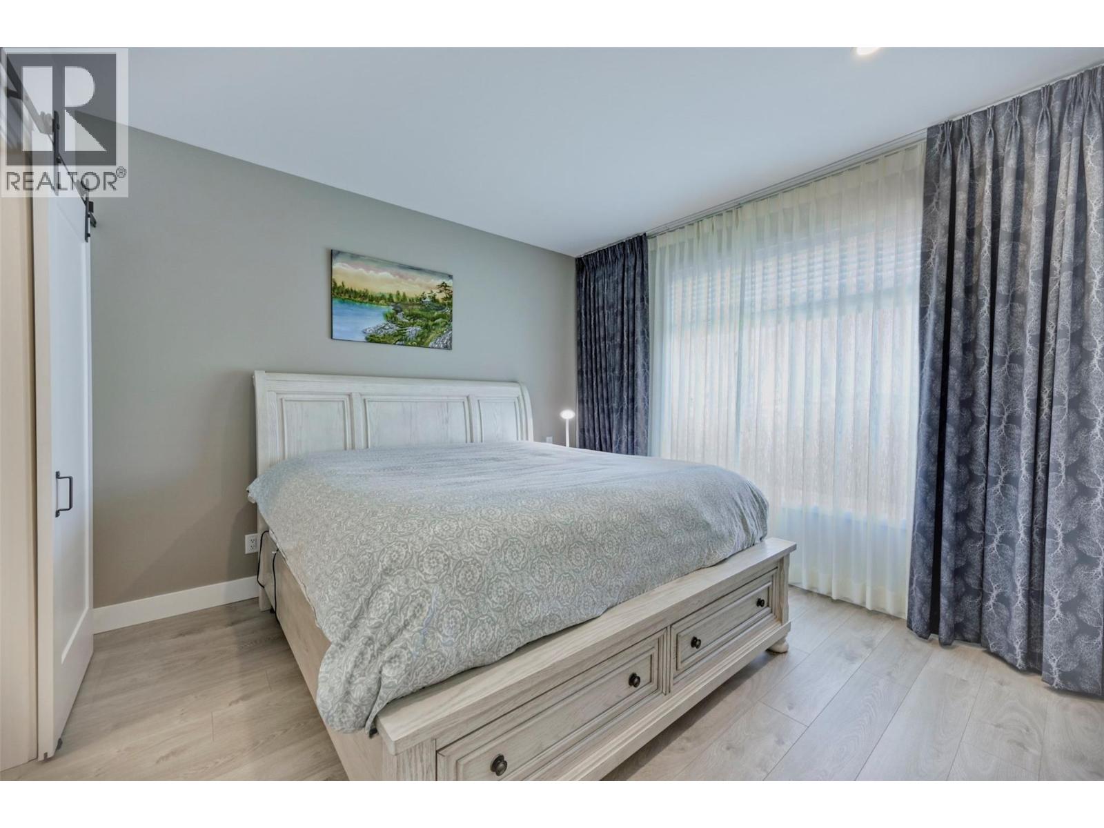 Picture for Unit #5, 8000 VEDETTE  Drive https://www.cirrealty.ca/reb/bc/2/10365712_15.jpg