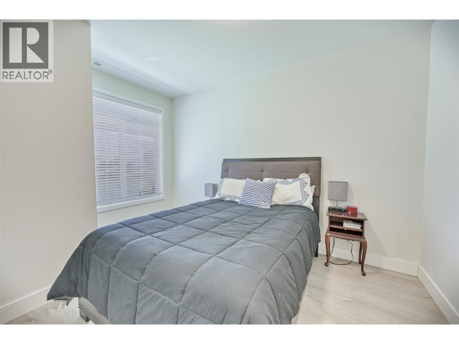 Picture for Unit #5, 8000 VEDETTE  Drive https://www.cirrealty.ca/reb/bc/2/10365712_24.jpg