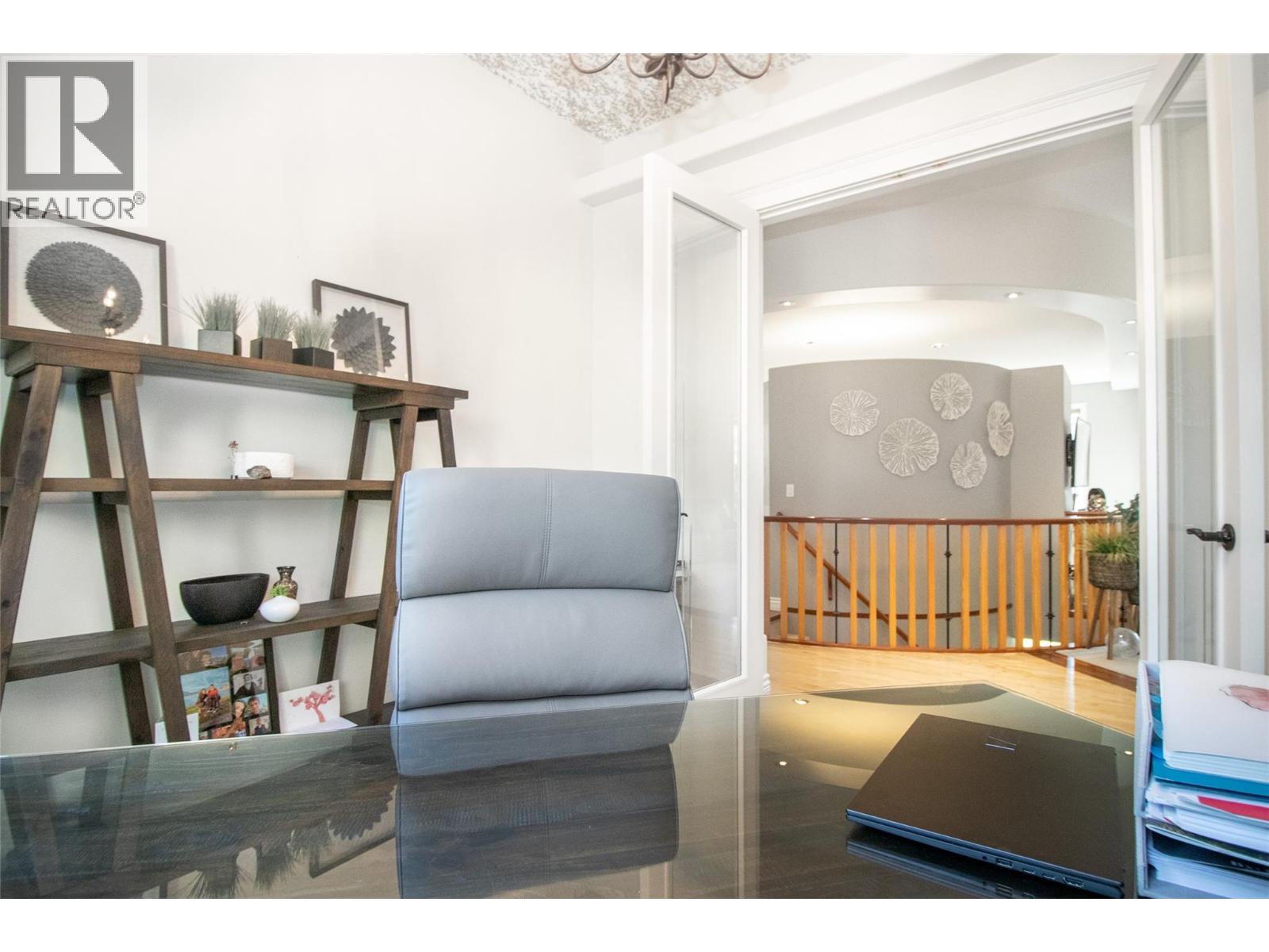 Picture for 3349 Larkspur  Court https://www.cirrealty.ca/reb/bc/2/10365792_19.jpg