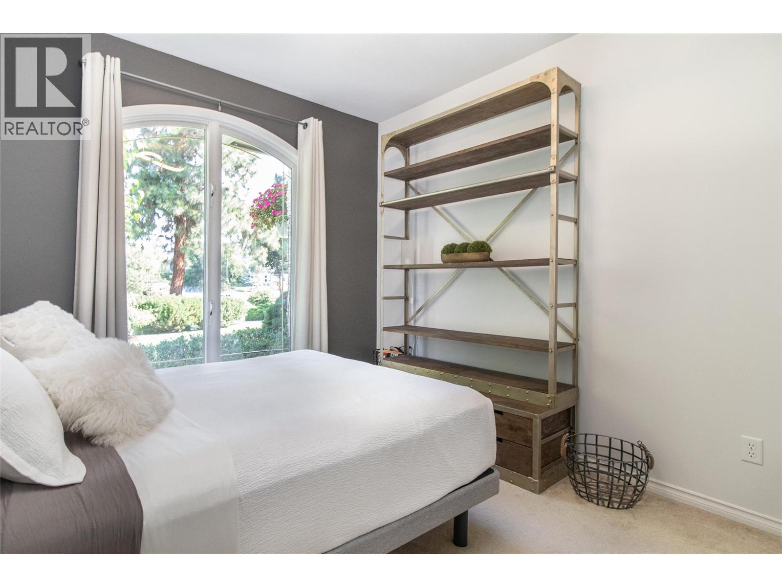 Picture for 3349 Larkspur  Court https://www.cirrealty.ca/reb/bc/2/10365792_29.jpg