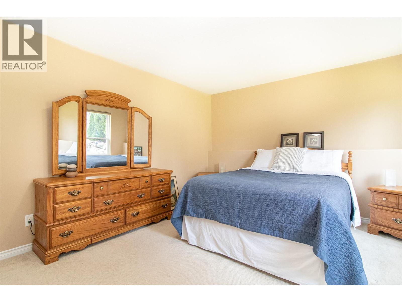 Picture for 3349 Larkspur  Court https://www.cirrealty.ca/reb/bc/2/10365792_40.jpg