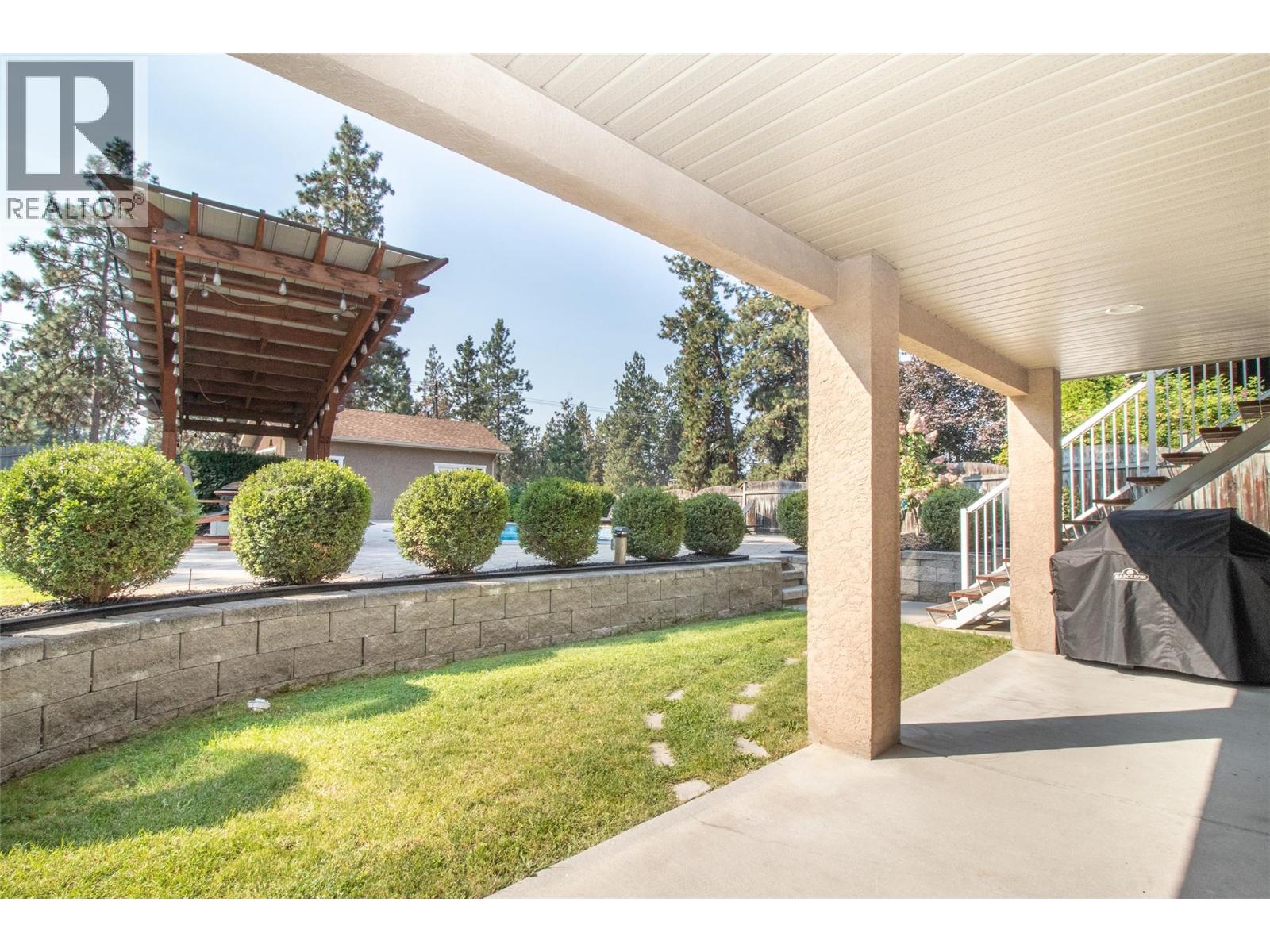 Picture for 3349 Larkspur  Court https://www.cirrealty.ca/reb/bc/2/10365792_52.jpg