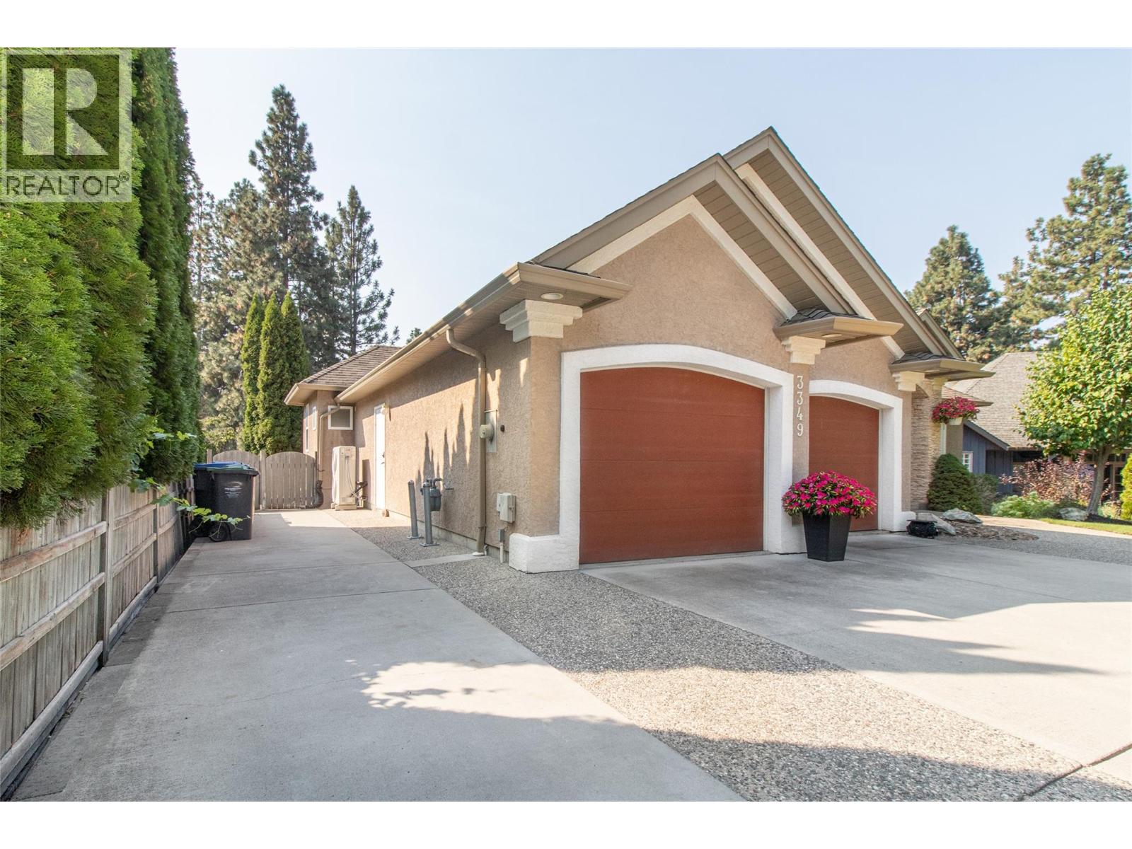 Picture for 3349 Larkspur  Court https://www.cirrealty.ca/reb/bc/2/10365792_72.jpg