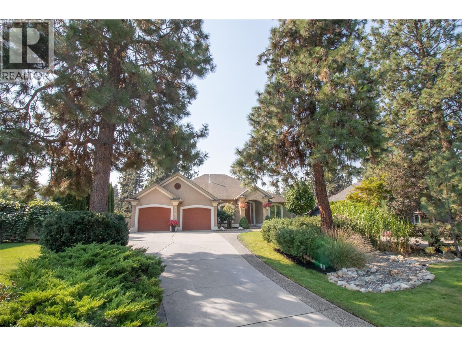 Picture for 3349 Larkspur  Court https://www.cirrealty.ca/reb/bc/2/10365792_75.jpg