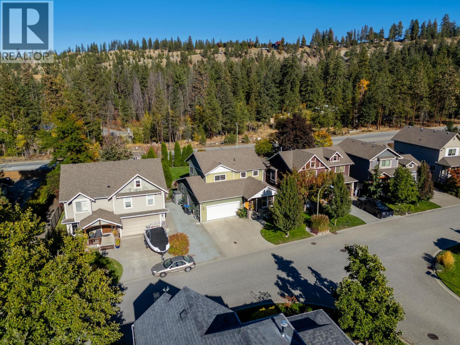 Picture for 898 Paret  Crescent