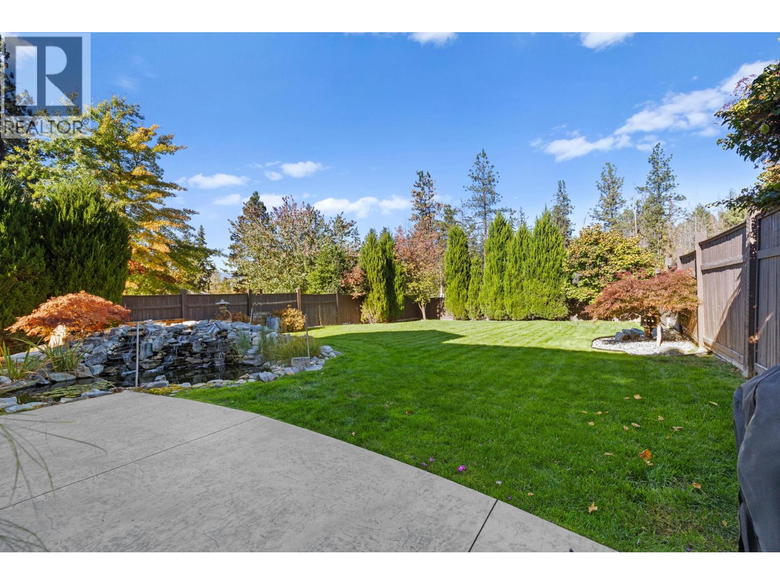 Picture for 898 Paret  Crescent https://www.cirrealty.ca/reb/bc/2/10365802_65.jpg