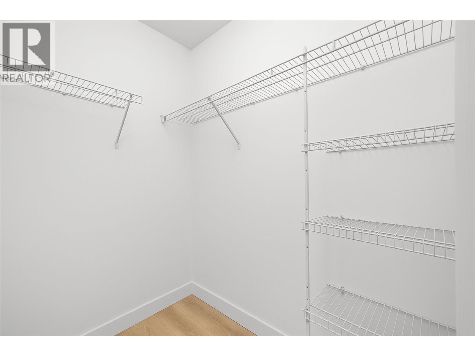 Picture for Unit #241, 1099 Sunset  Drive https://www.cirrealty.ca/reb/bc/2/10365812_25.jpg