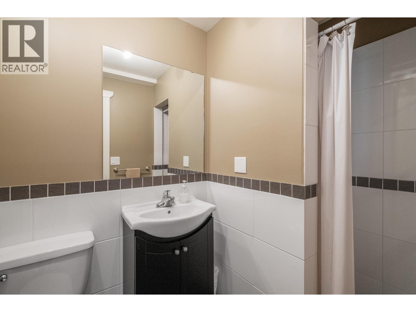 Picture for 3769 Spiers  Road https://www.cirrealty.ca/reb/bc/2/10366112_52.jpg