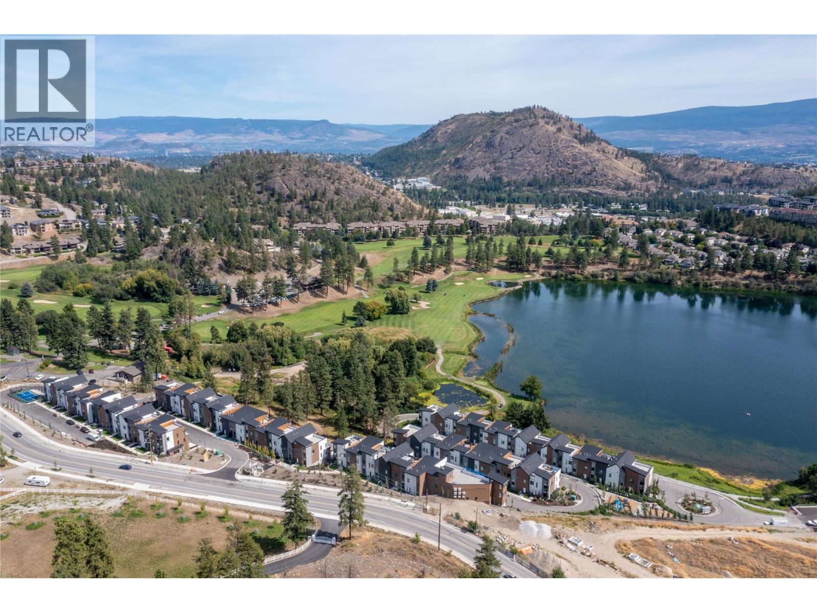 Picture for Unit #407, 2735 Shannon Lake  Road https://www.cirrealty.ca/reb/bc/2/10366122_9.jpg