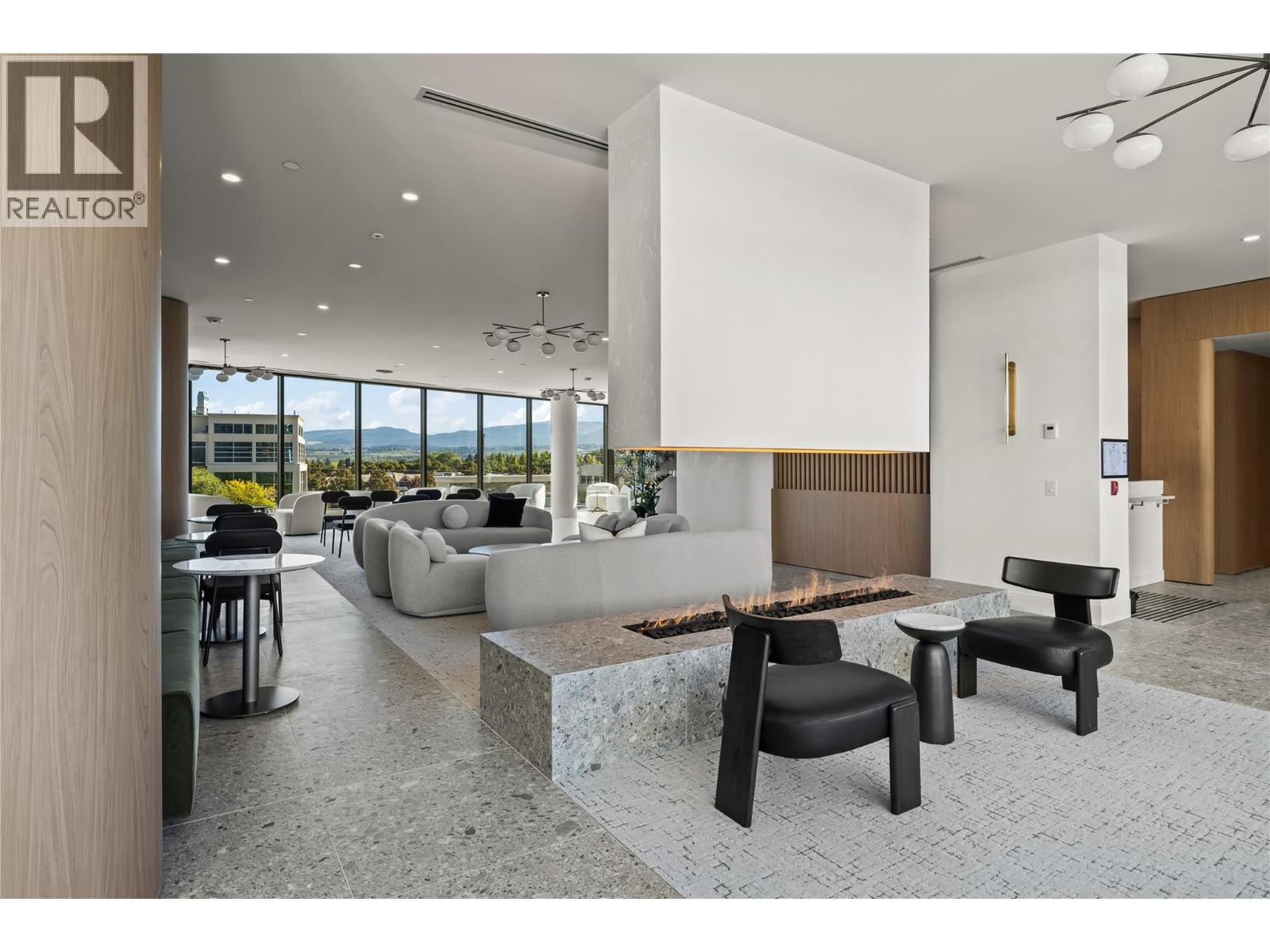 Picture for Unit #306, 3340 Lakeshore  Drive https://www.cirrealty.ca/reb/bc/2/10366142_40.jpg