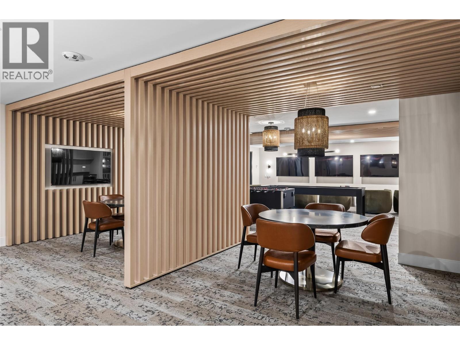 Picture for Unit #306, 3340 Lakeshore  Drive https://www.cirrealty.ca/reb/bc/2/10366142_46.jpg