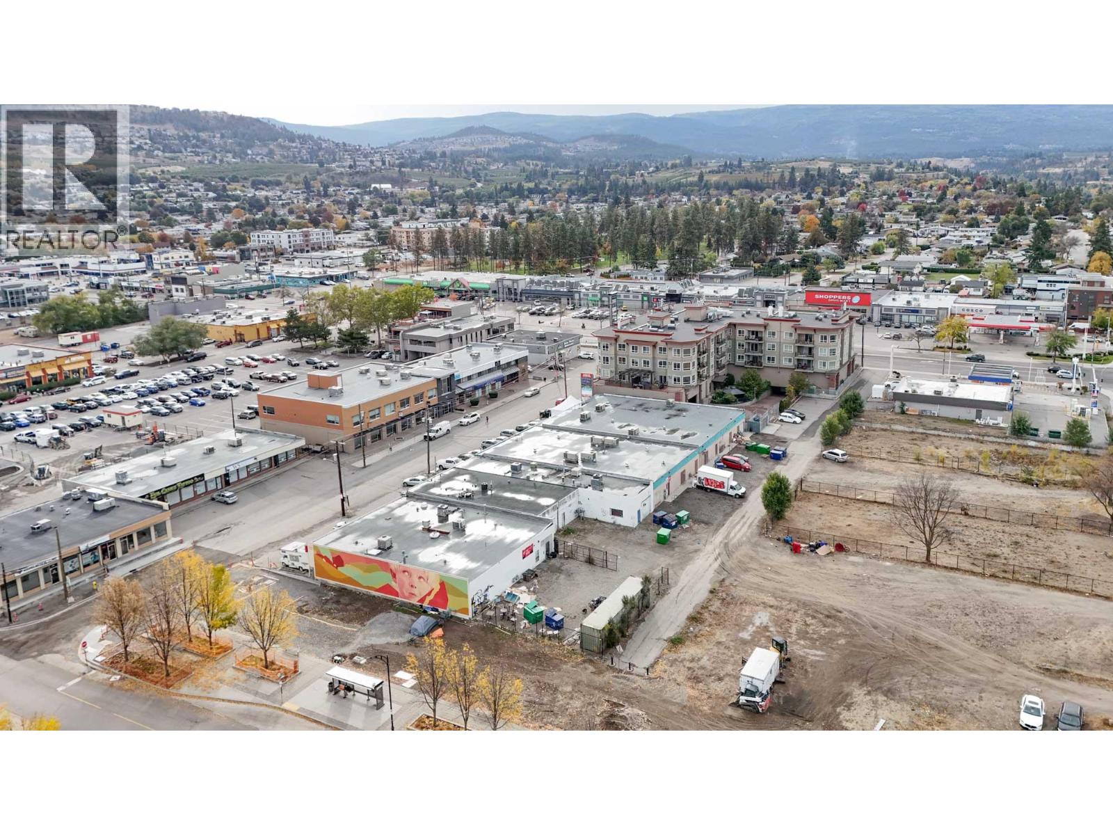 Picture for 166 Asher  Road https://www.cirrealty.ca/reb/bc/2/10366162_27.jpg