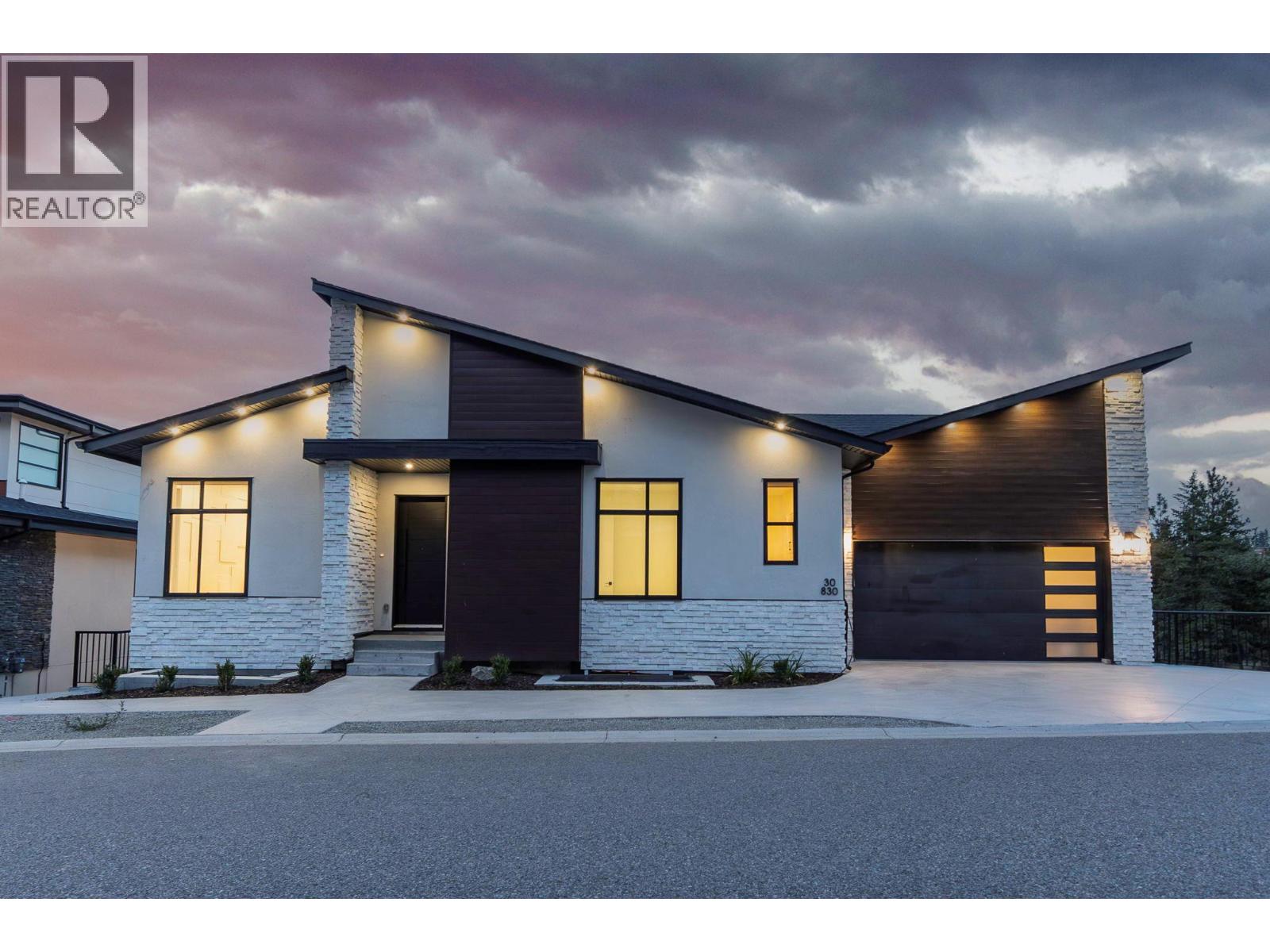 Picture for Unit #30, 830 Westview  Way https://www.cirrealty.ca/reb/bc/2/10366242_54.jpg