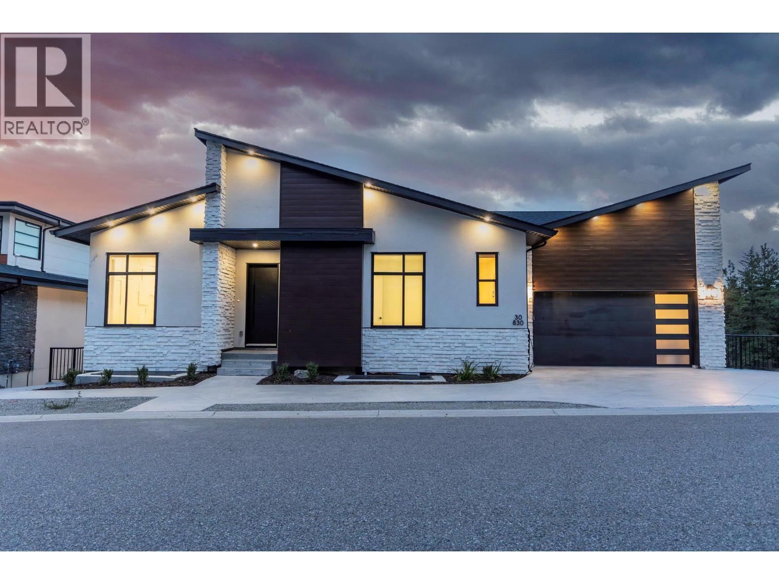 Picture for Unit #30, 830 Westview  Way https://www.cirrealty.ca/reb/bc/2/10366242_55.jpg