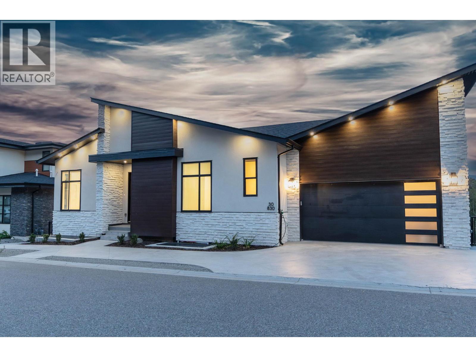 Picture for Unit #30, 830 Westview  Way https://www.cirrealty.ca/reb/bc/2/10366242_60.jpg