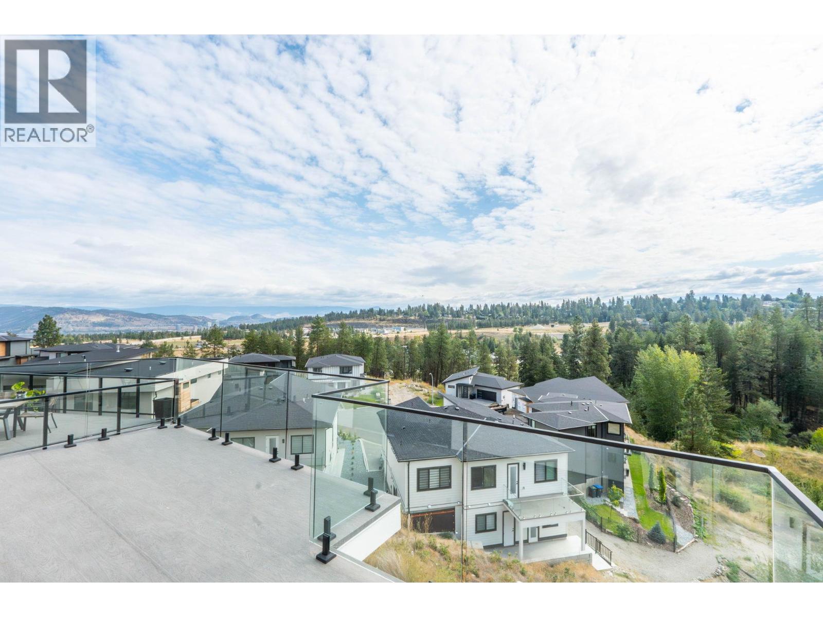Picture for Unit #30, 830 Westview  Way https://www.cirrealty.ca/reb/bc/2/10366242_7.jpg