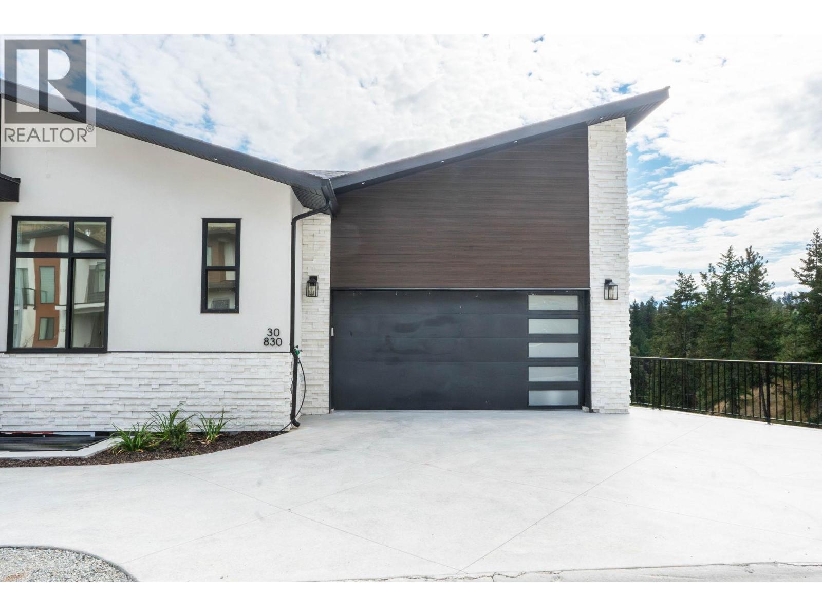 Picture for Unit #30, 830 Westview  Way https://www.cirrealty.ca/reb/bc/2/10366242_82.jpg