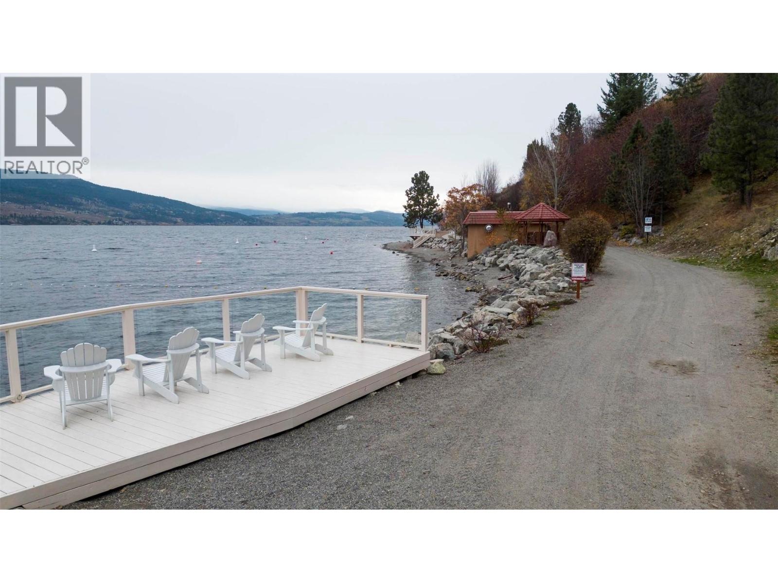 Picture for 6953 Terazona  Drive https://www.cirrealty.ca/reb/bc/2/10366292_29.jpg