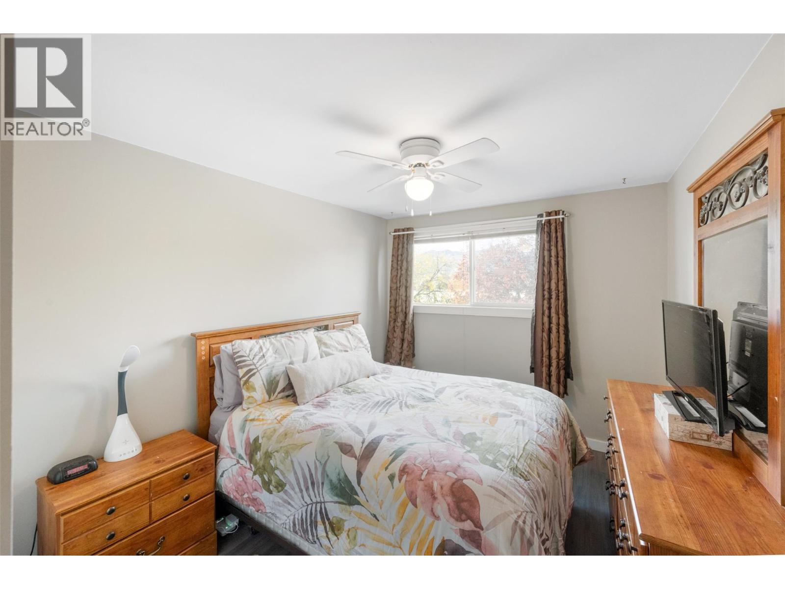 Picture for Unit #205, 1300 CHURCH  Street https://www.cirrealty.ca/reb/bc/2/10366422_15.jpg