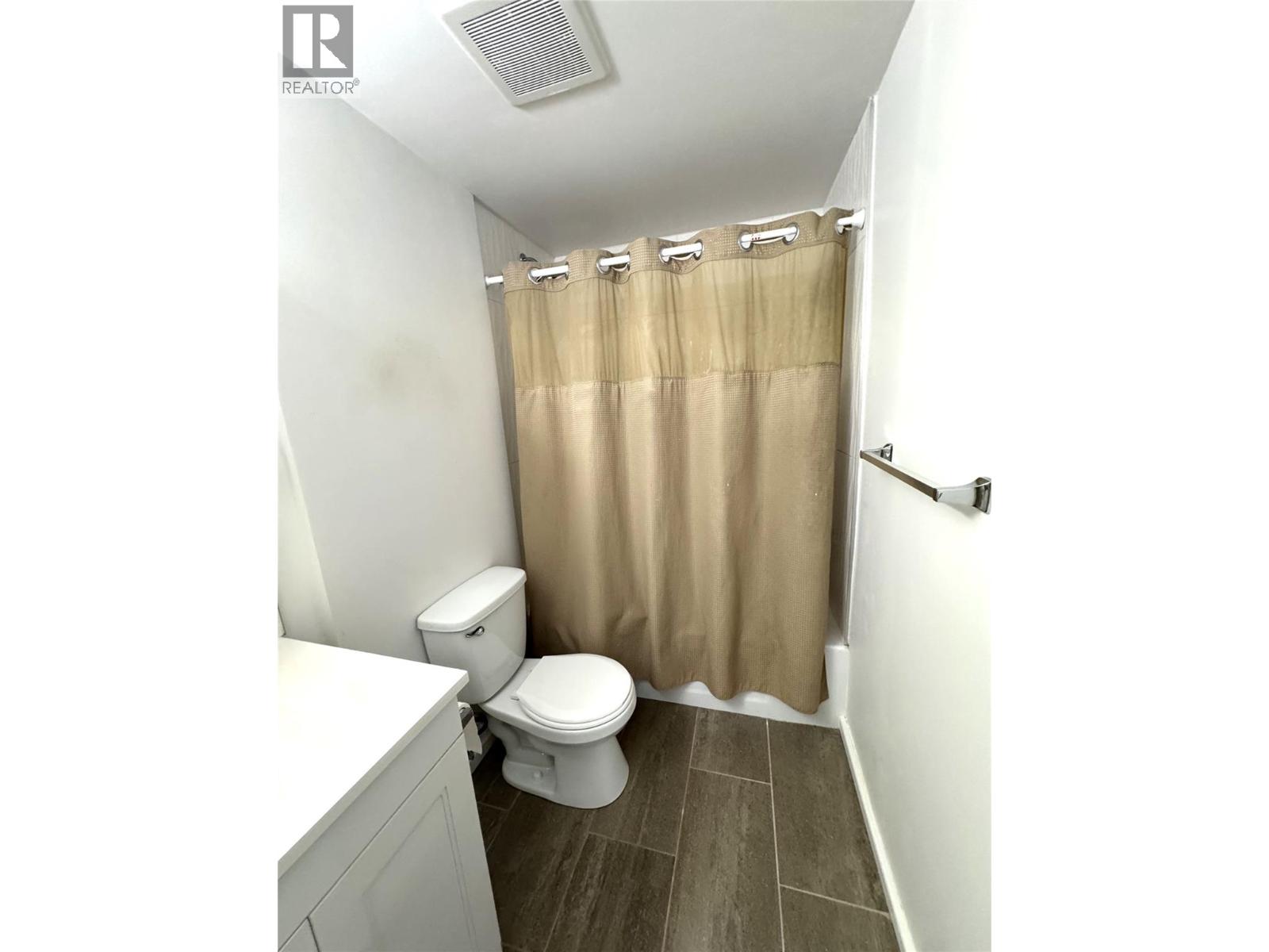Picture for Unit #205, 1300 CHURCH  Street https://www.cirrealty.ca/reb/bc/2/10366422_18.jpg