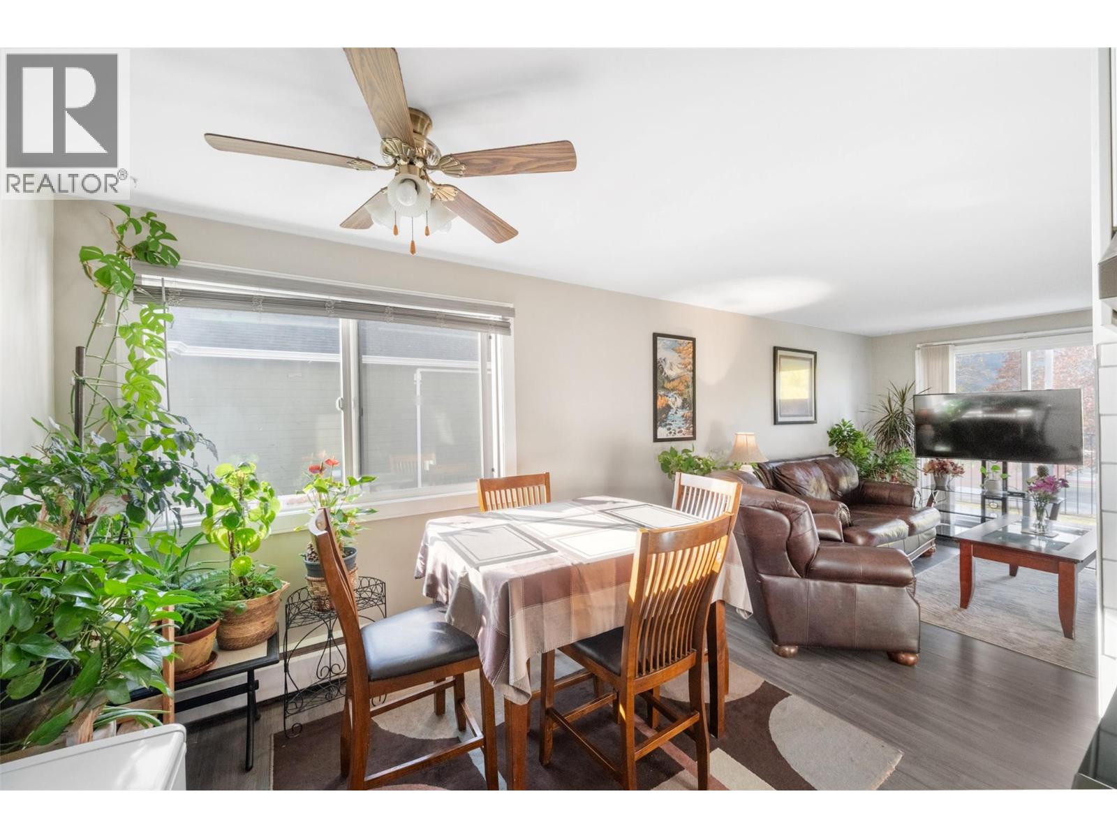Picture for Unit #205, 1300 CHURCH  Street https://www.cirrealty.ca/reb/bc/2/10366422_7.jpg