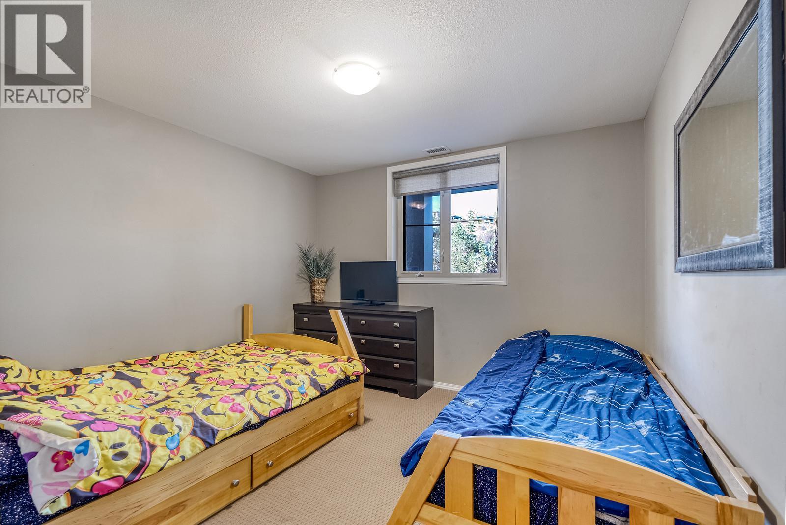 Picture for Unit #2305, 1873 Country Club  Drive https://www.cirrealty.ca/reb/bc/2/10366762_9.jpg