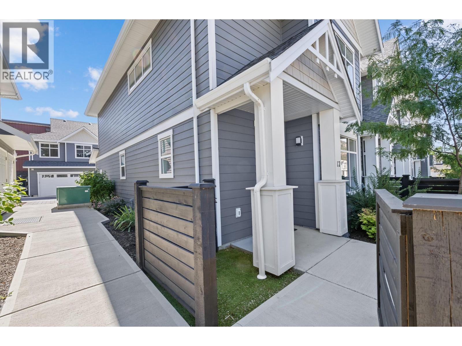 Picture for Unit #12, 115 Wyndham  Crescent https://www.cirrealty.ca/reb/bc/2/10366852_33.jpg