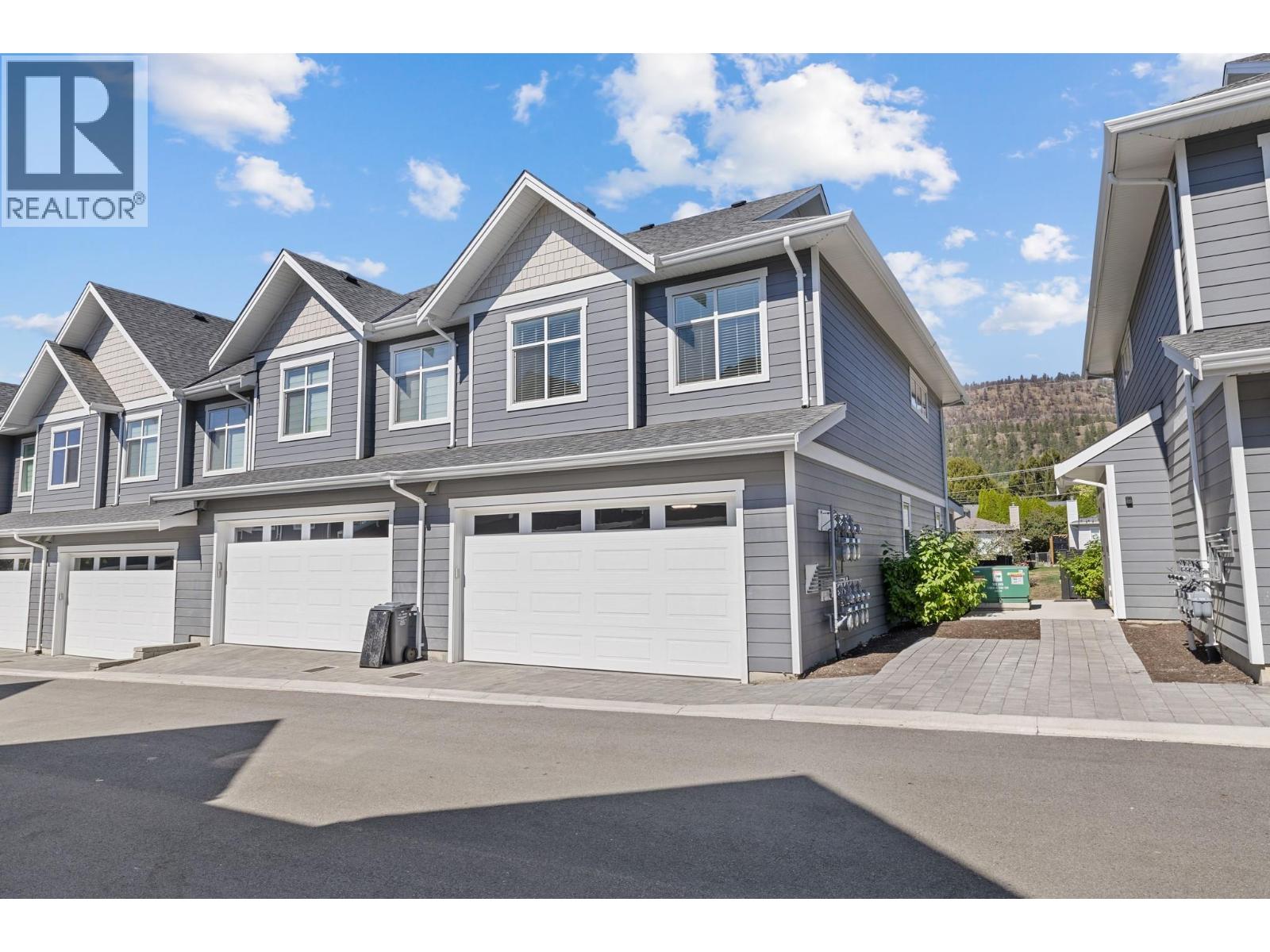 Picture for Unit #12, 115 Wyndham  Crescent https://www.cirrealty.ca/reb/bc/2/10366852_44.jpg