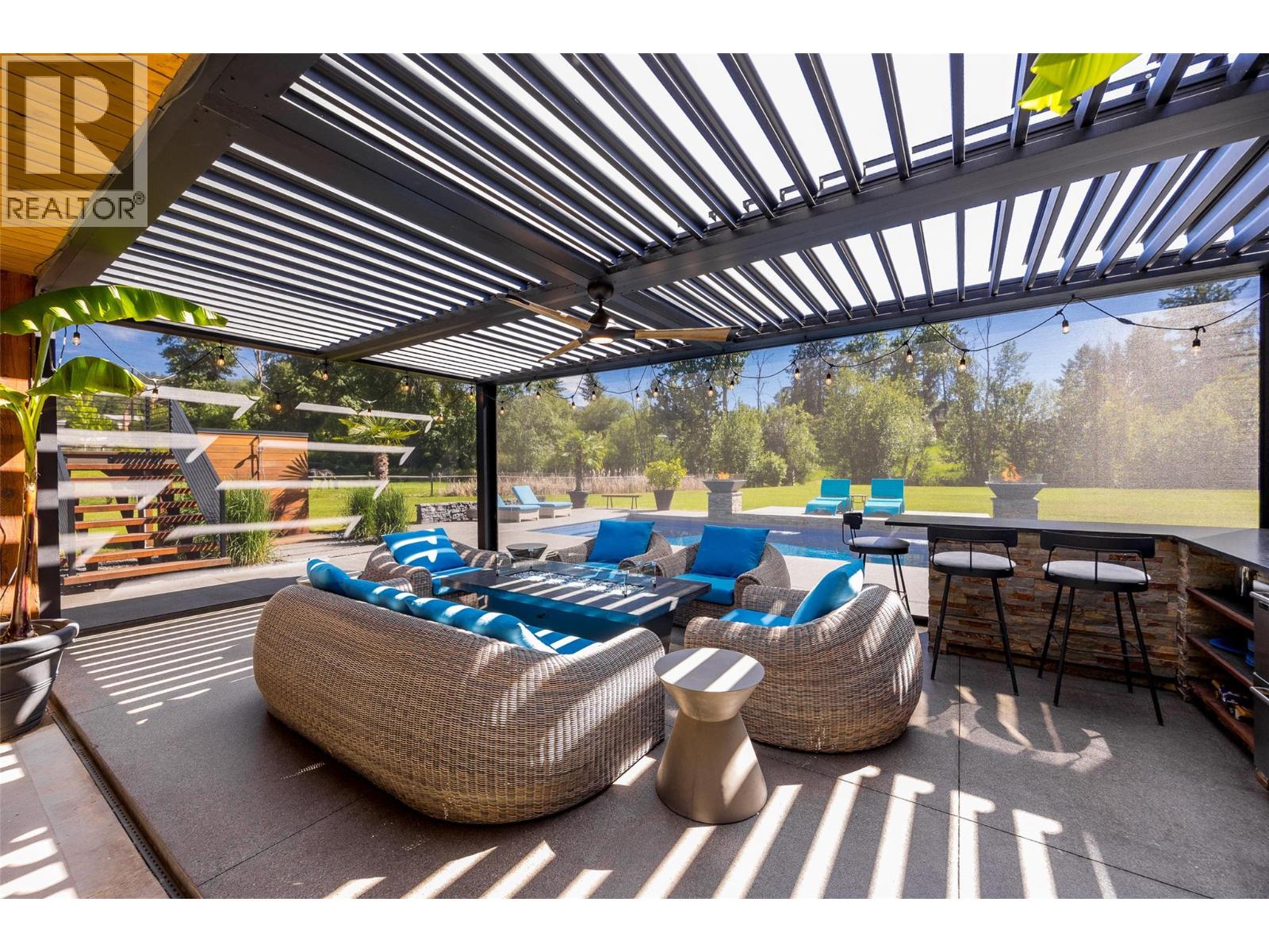 Picture for 4284 Jaud  Road https://www.cirrealty.ca/reb/bc/2/10366872_32.jpg