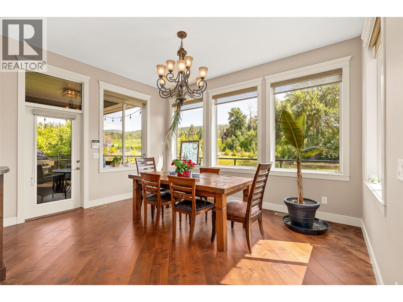 Picture for 4284 Jaud  Road https://www.cirrealty.ca/reb/bc/2/10366872_55.jpg