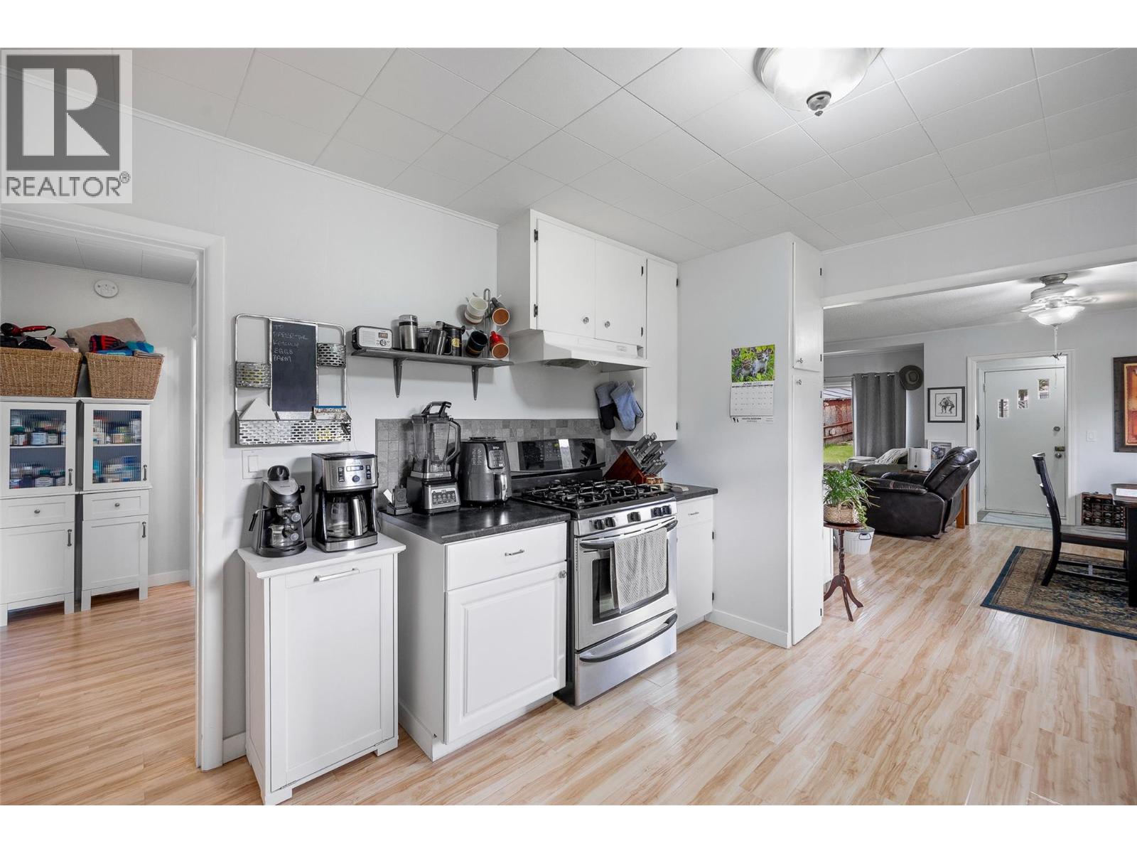 Picture for 4284 Jaud  Road https://www.cirrealty.ca/reb/bc/2/10366872_82.jpg