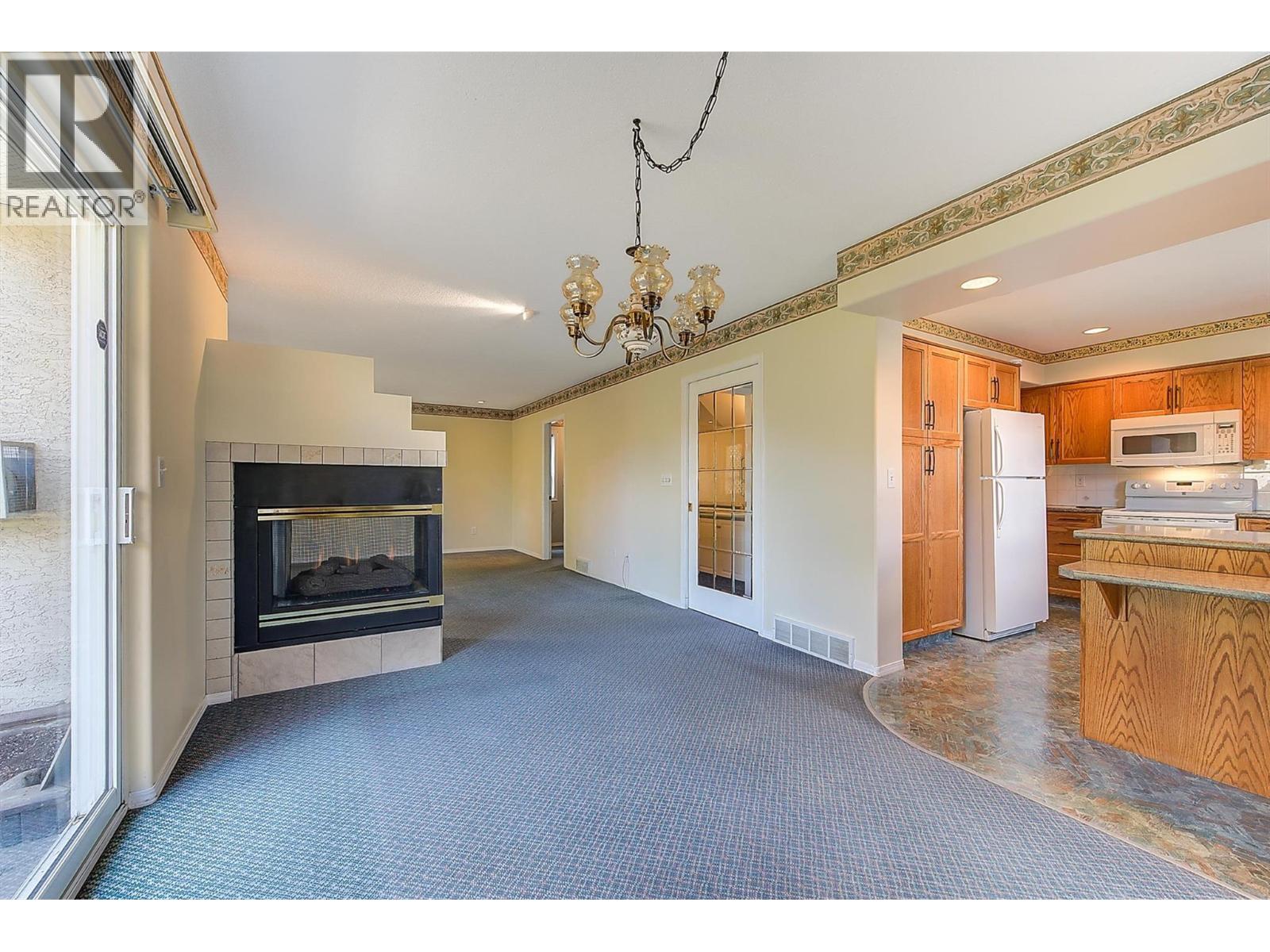 Picture for 4003 Logie  Court https://www.cirrealty.ca/reb/bc/2/10366922_21.jpg