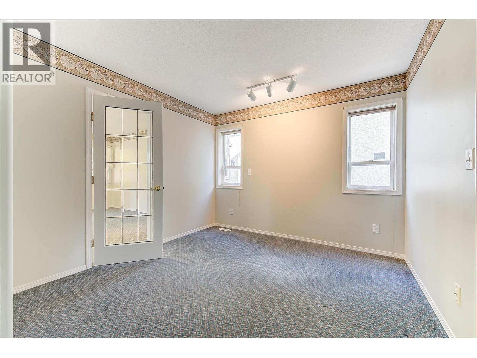 Picture for 4003 Logie  Court https://www.cirrealty.ca/reb/bc/2/10366922_37.jpg