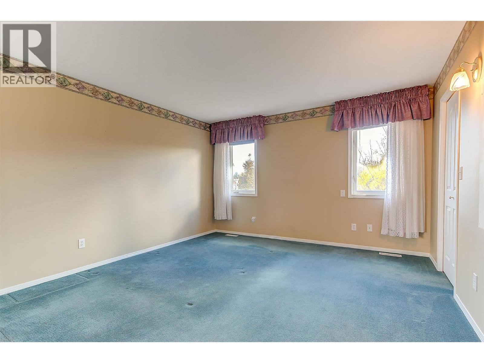 Picture for 4003 Logie  Court https://www.cirrealty.ca/reb/bc/2/10366922_42.jpg