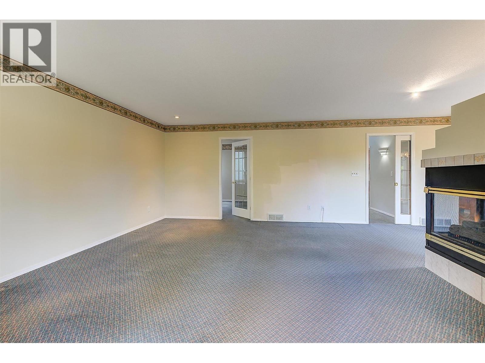 Picture for 4003 Logie  Court https://www.cirrealty.ca/reb/bc/2/10366922_7.jpg