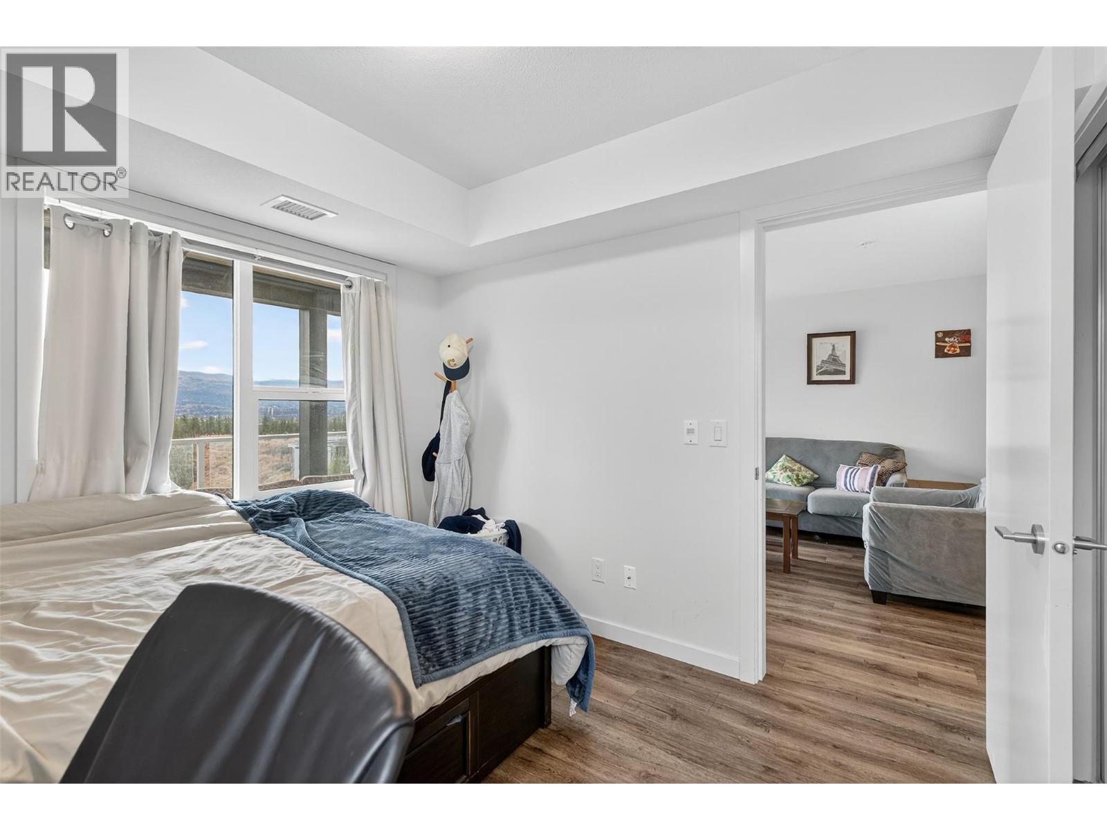 Picture for Unit #222, 725 Academy  Way