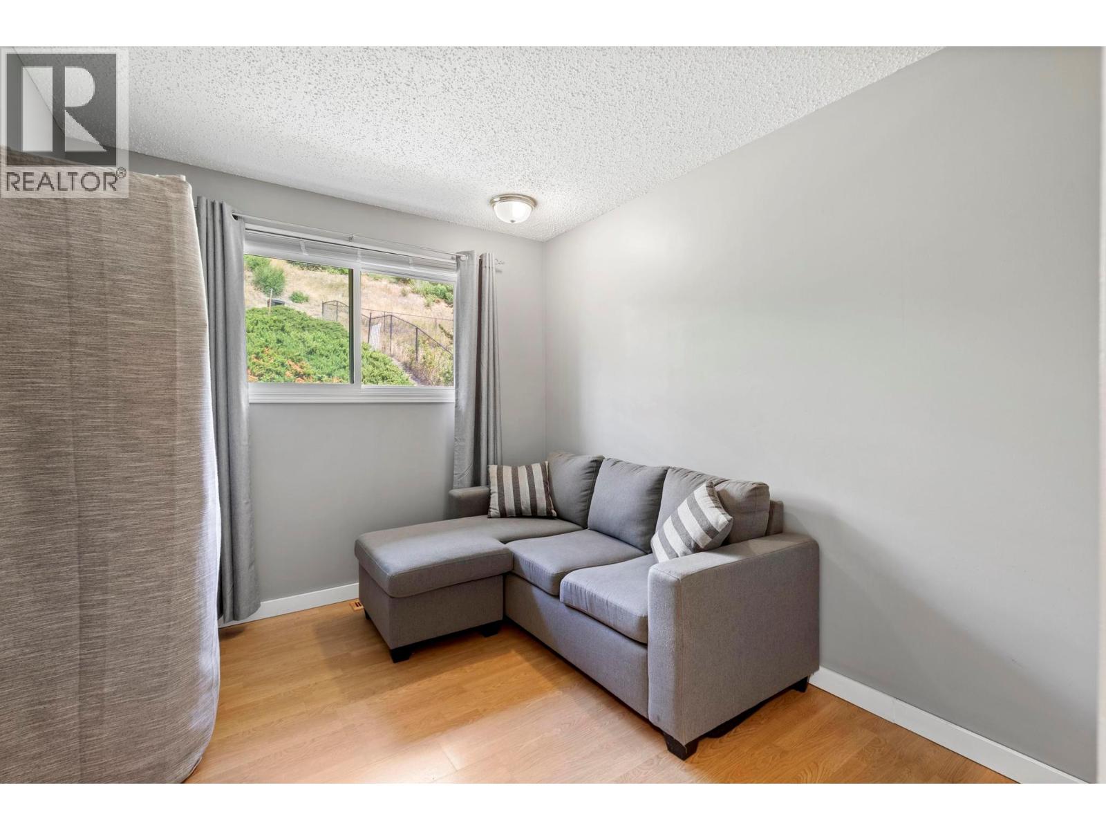 Picture for 1285 Begley  Road https://www.cirrealty.ca/reb/bc/2/10367112_17.jpg