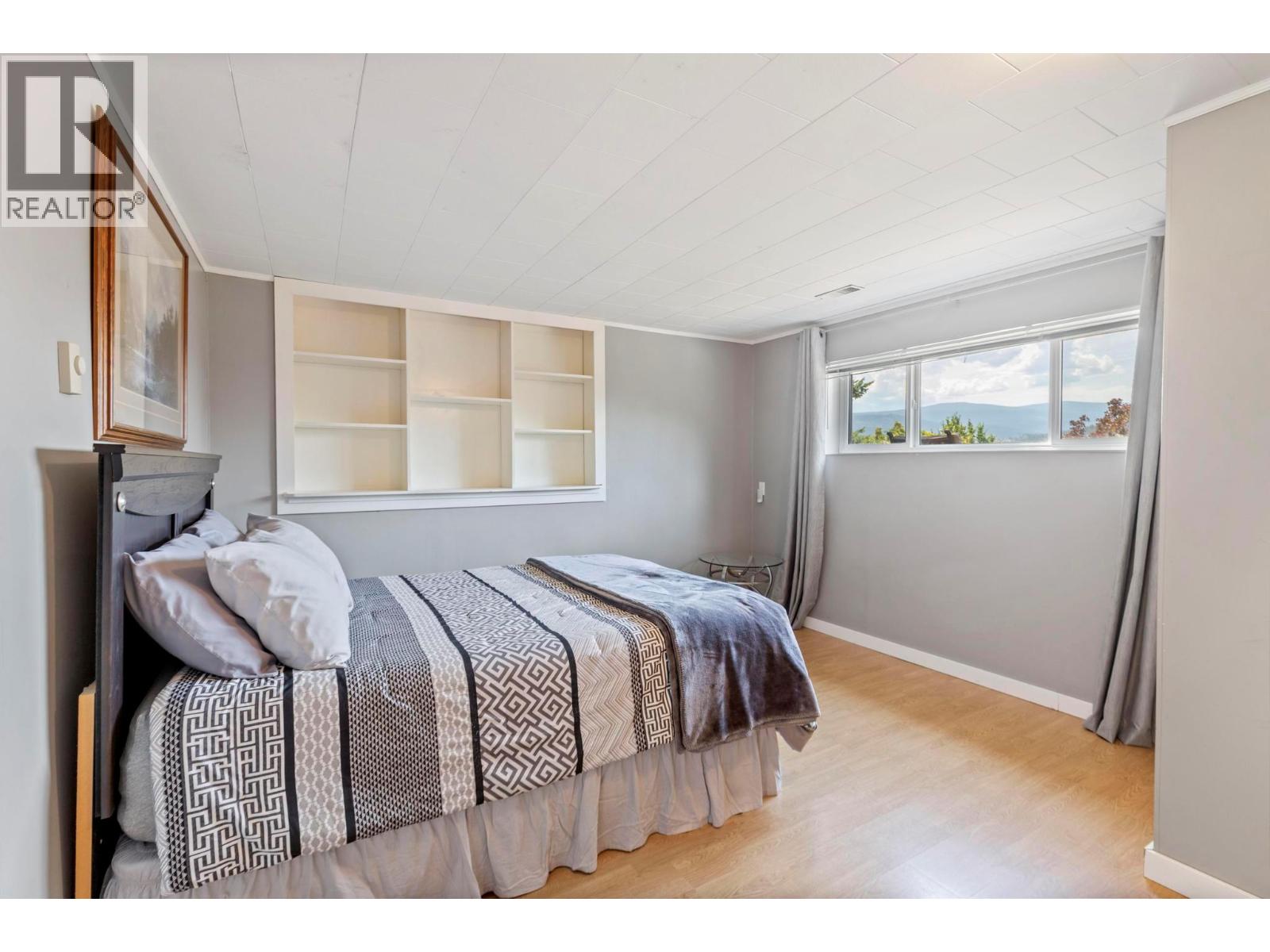 Picture for 1285 Begley  Road https://www.cirrealty.ca/reb/bc/2/10367112_20.jpg